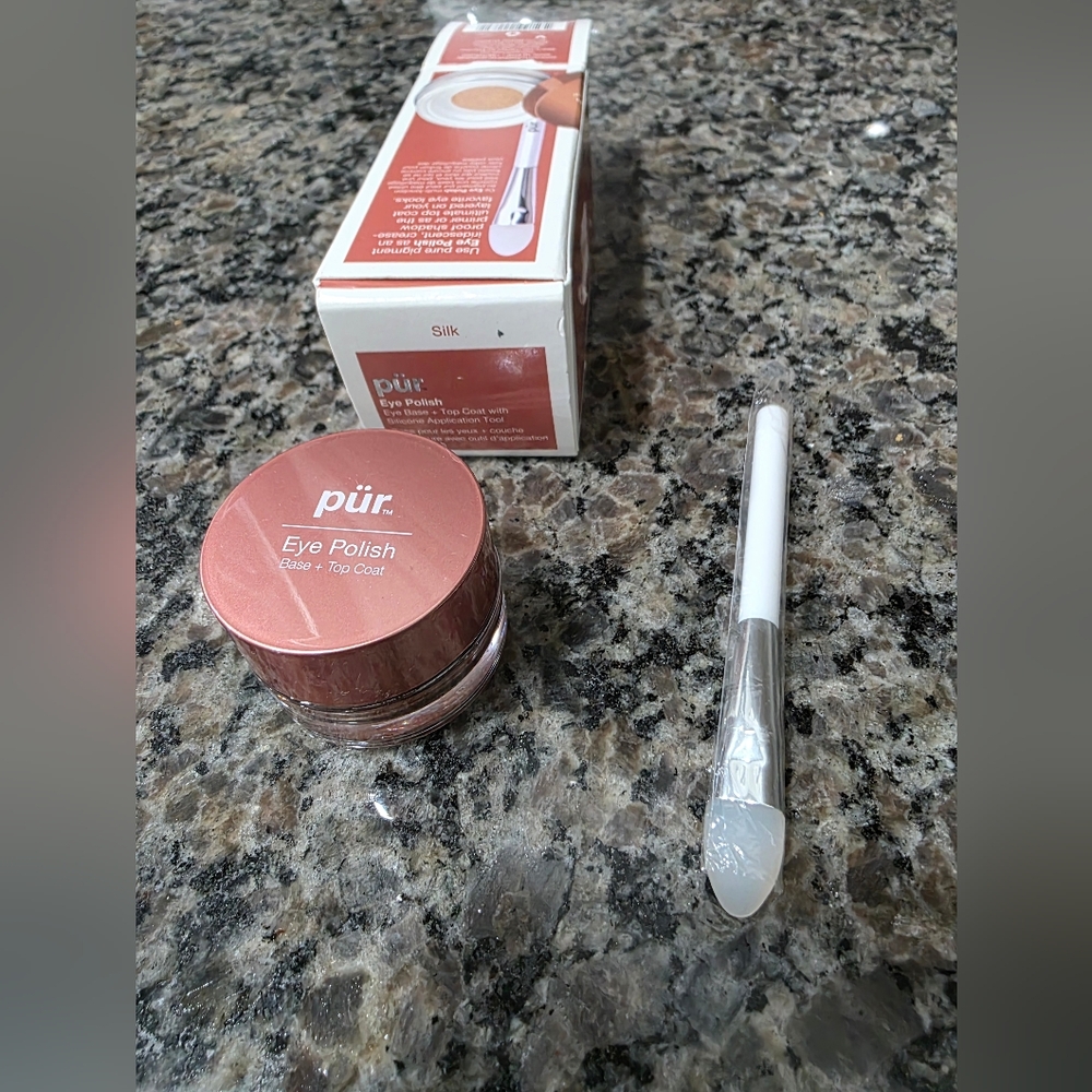 Pur Eye Pigment Polish Silk With Applictor NEW